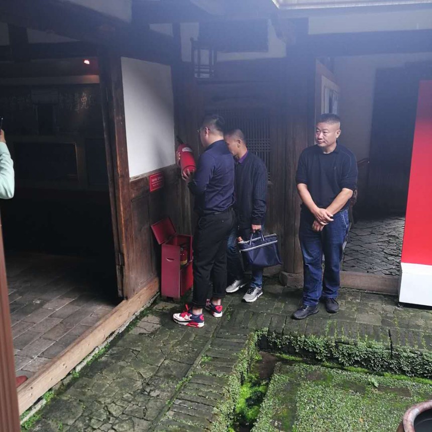 webwxgetmsgimg (1).jpg